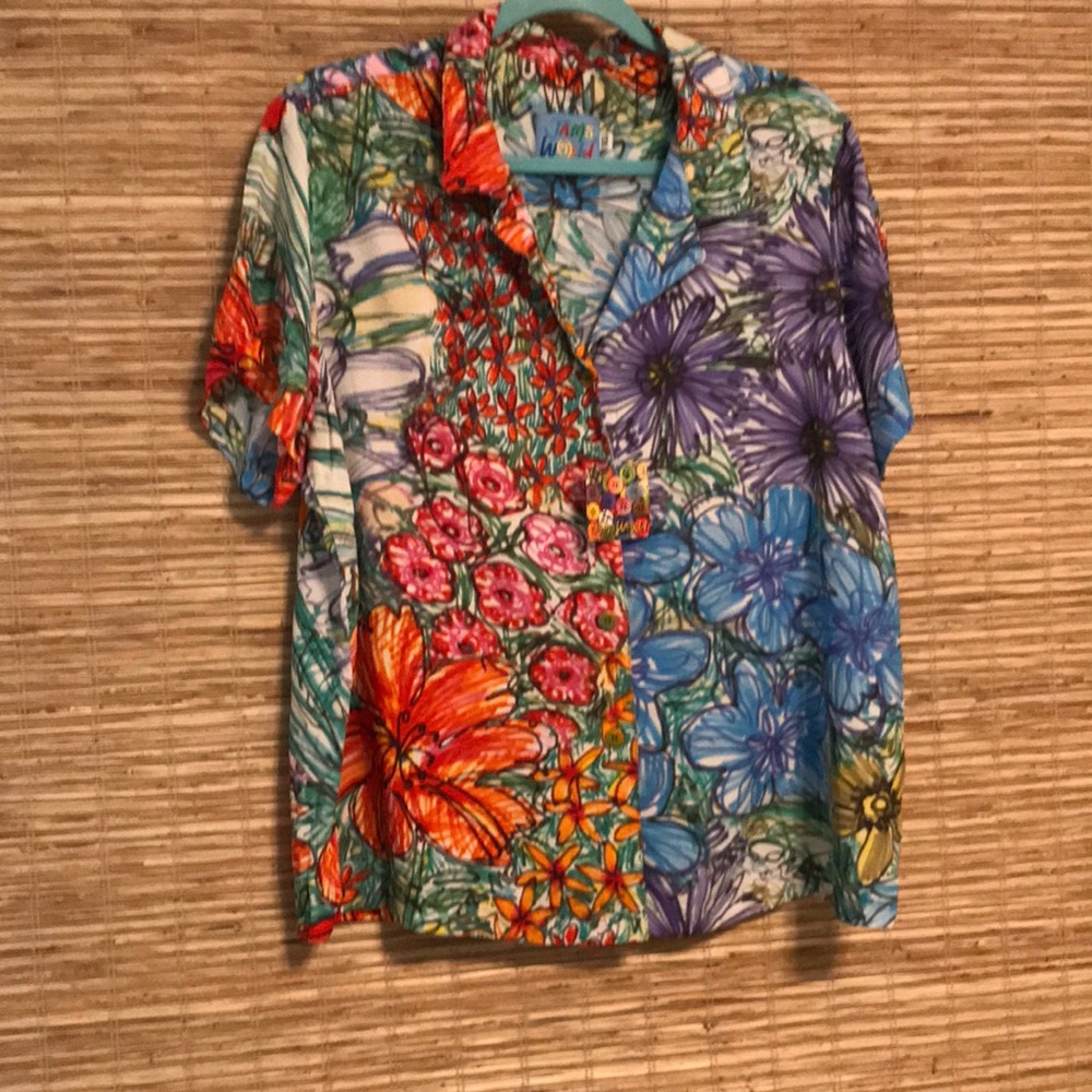 Jams World camp shirt, button down (4 buttons) 100% rayon, made in Hawaii. XL